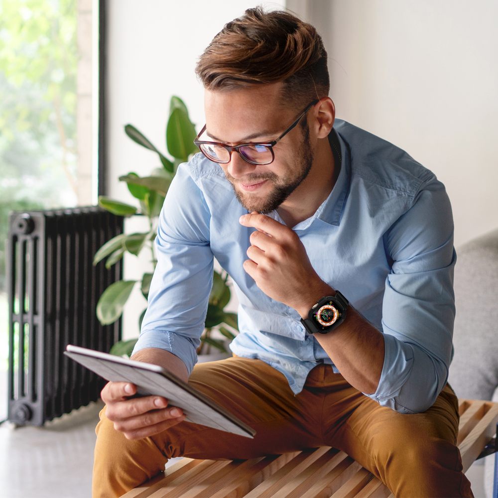 OROBAY Apple Watch band with case — At the desk