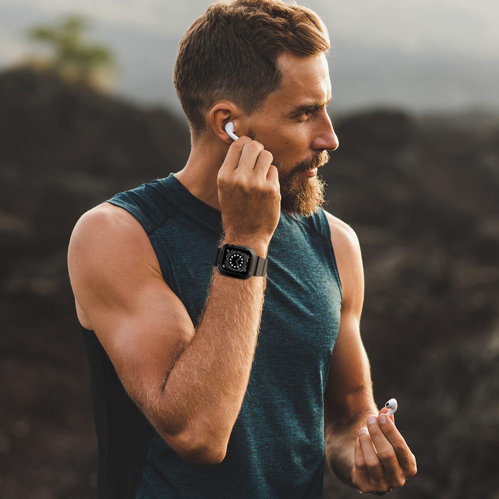 OROBAY Apple Watch band with case — Outdoors